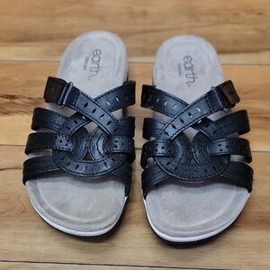 Earth Orgins Size 7 Black Sassoni Sandal EUC